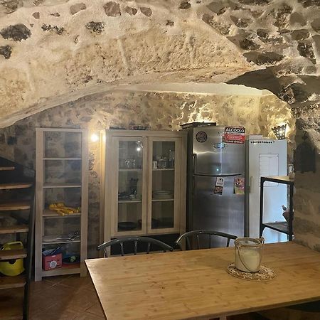 Typique Maison De Village Peille Экстерьер фото